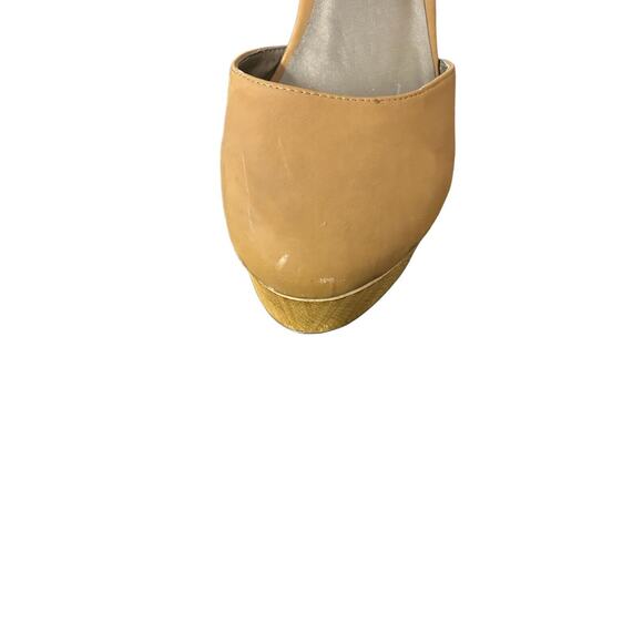 Michael Antonio Women’s Size 8.5 shoes 5 inch Heels Beige / Brown - Picture 4 of 8
